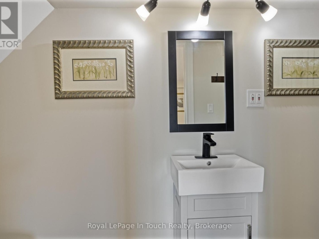 278 ROBINS POINT ROAD, 