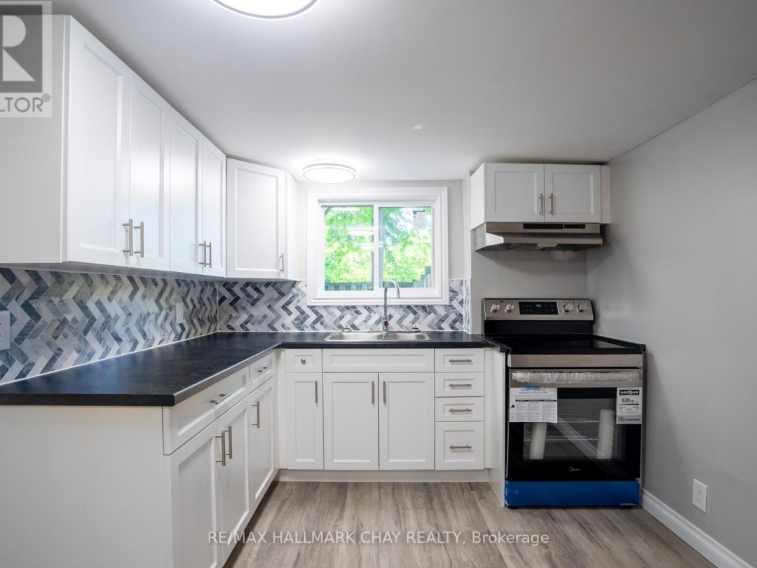 635 FIRST STREET S, Gravenhurst (Muskoka (S))