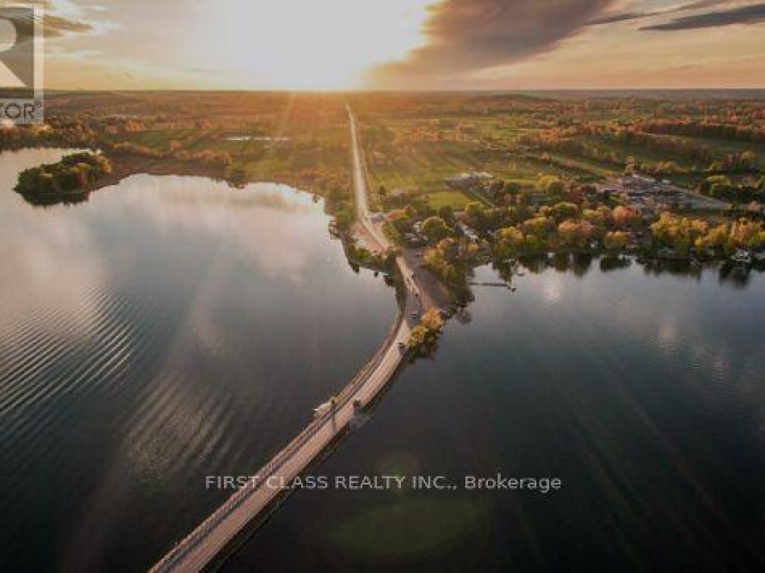 108 MAIN STREET W, Kawartha Lakes (Bobcaygeon)