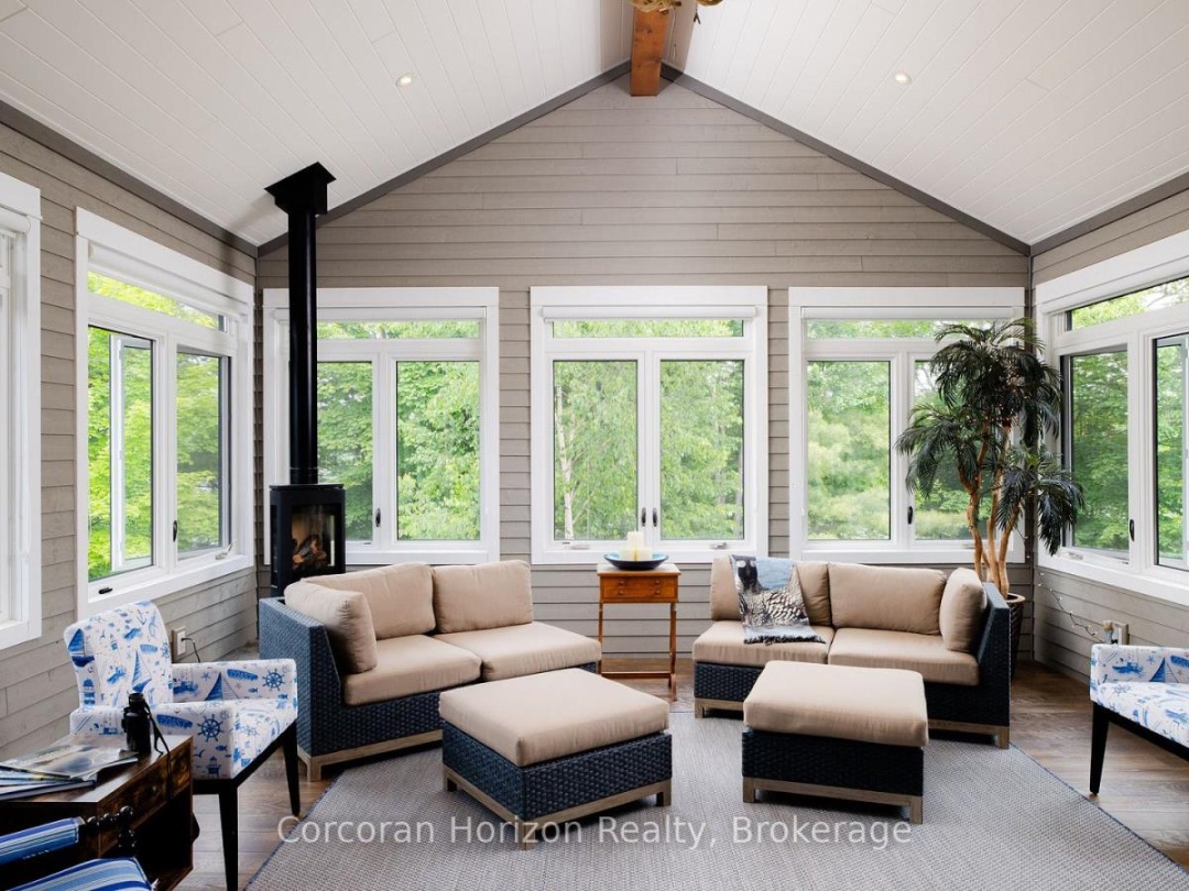 2249 PILKINGTON LANE, Gloucester Pool