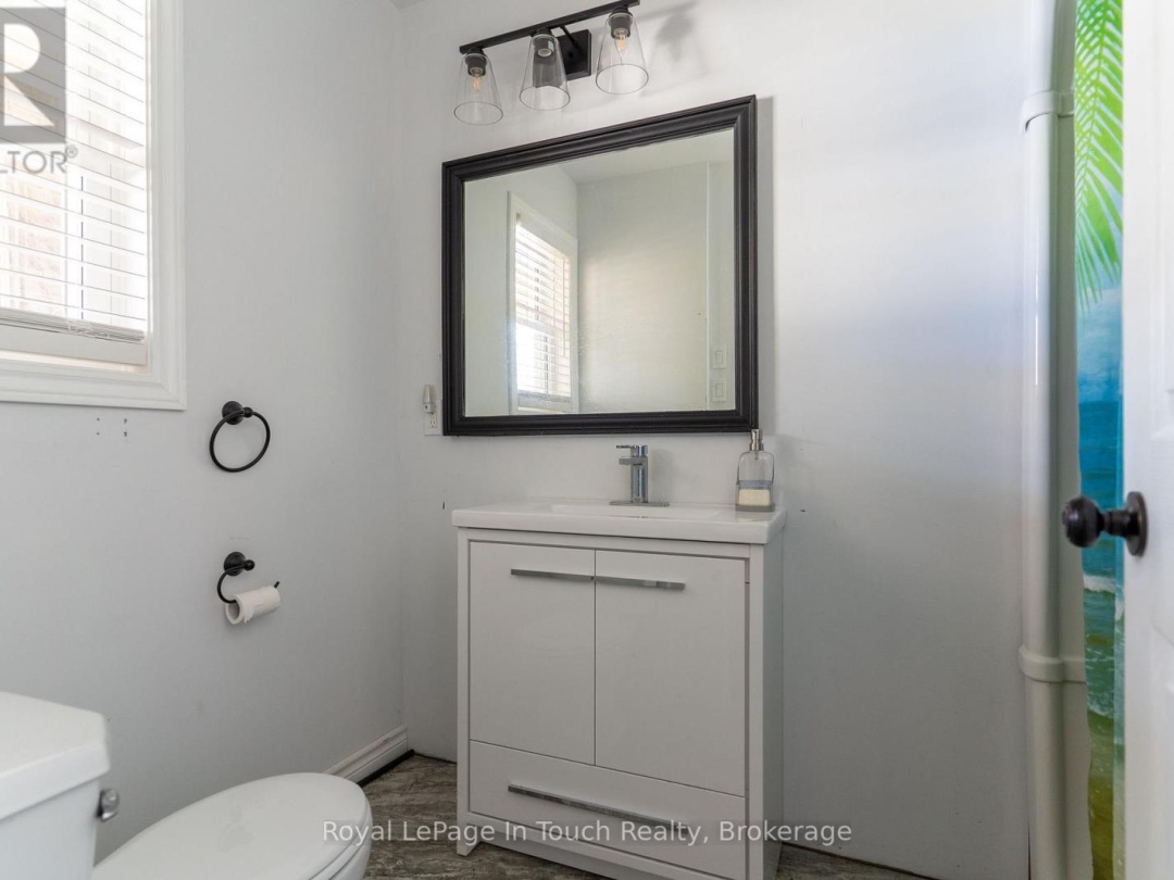 26 MACEY BAY ROAD, Georgian Bay