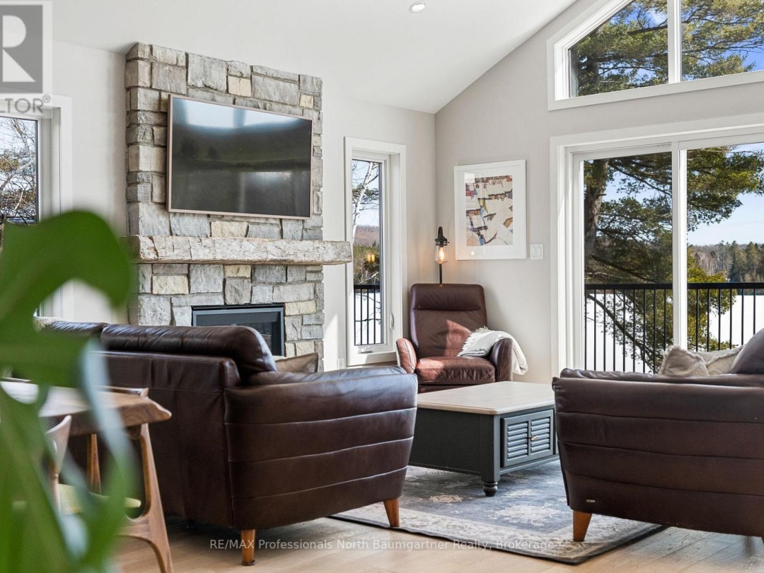 4318 GLAMORGAN ROAD, Haas Lake
