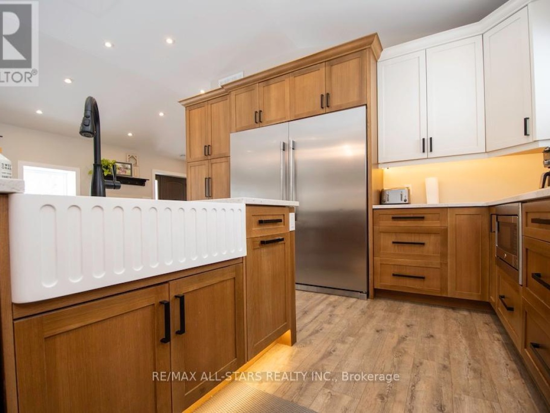 829 PEACE ROAD, Kawartha Lakes (Emily)