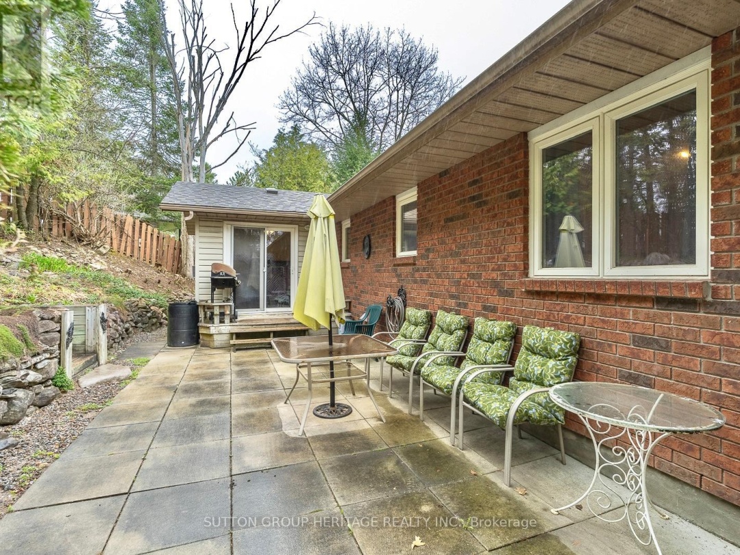 228 PIRATES GLEN DRIVE, Trent Lakes