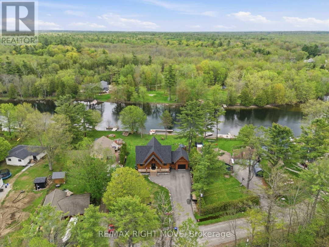 1935 MCLEOD DRIVE, Severn River