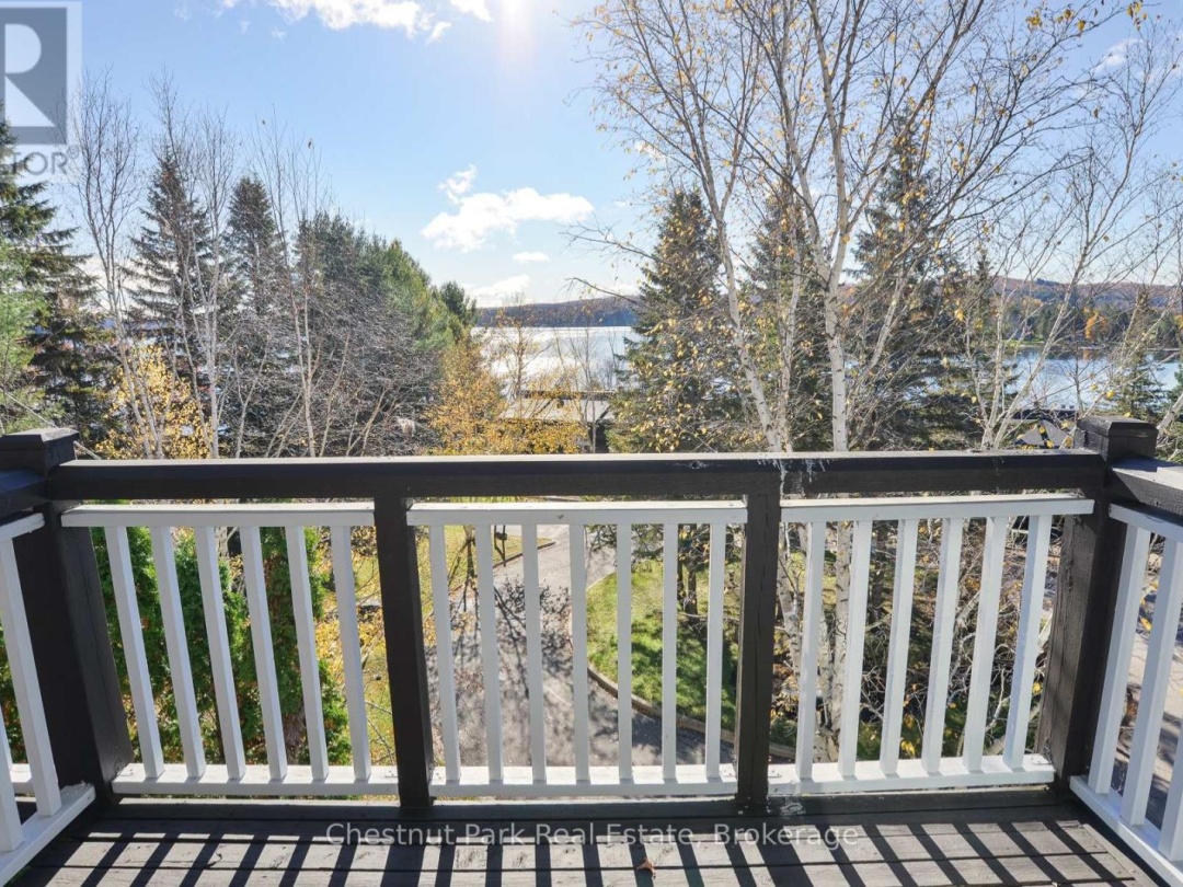 4 TURNER DRIVE, 