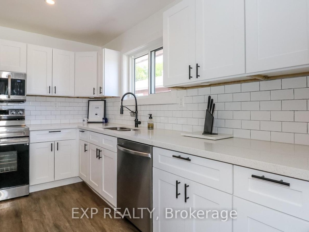 5 BOURGEOIS BEACH ROAD, Tay (Victoria Harbour)