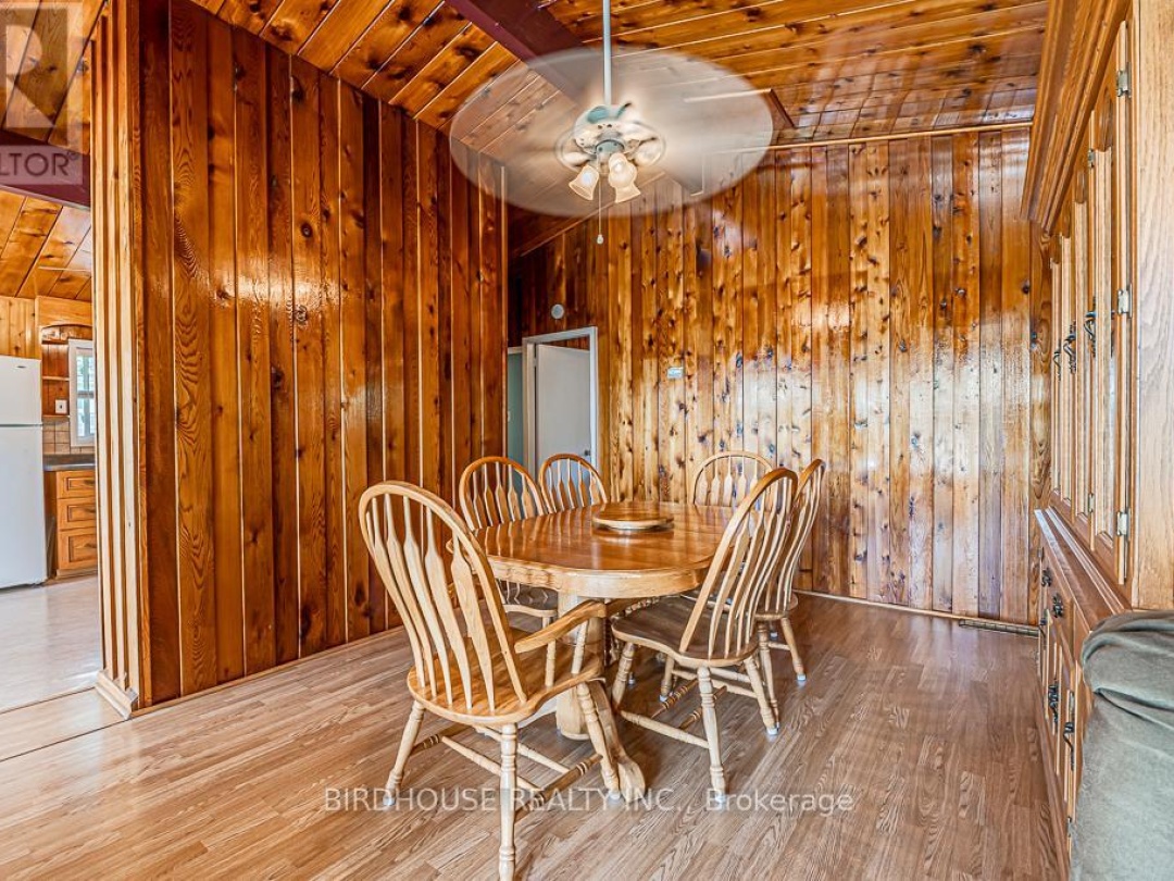 132 FENELON DRIVE, Sturgeon Lake