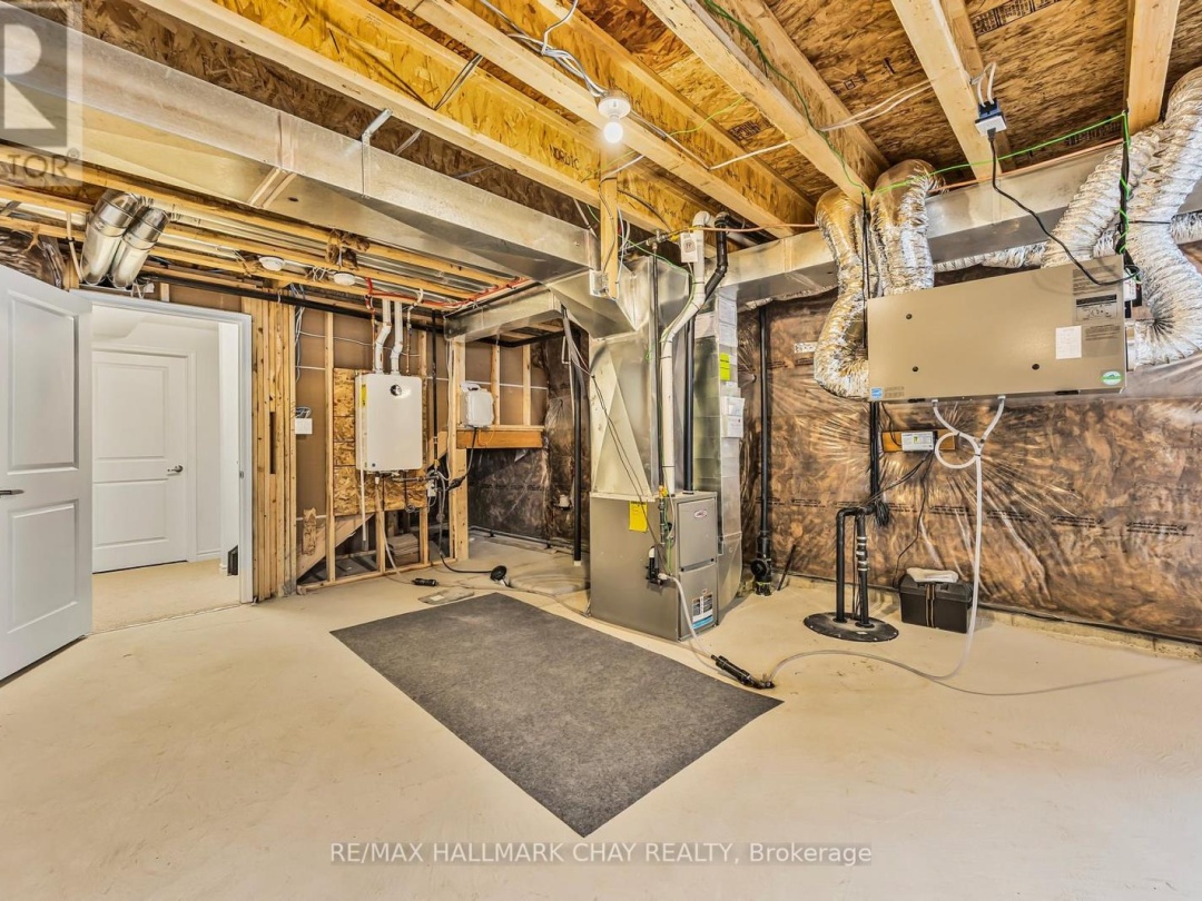 12 DYER CRESCENT, Bracebridge (Macaulay)