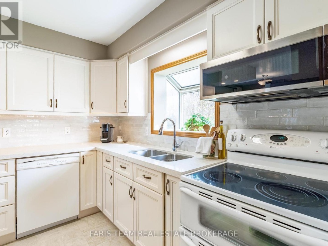 108 SIXTH STREET, Brock (Beaverton)