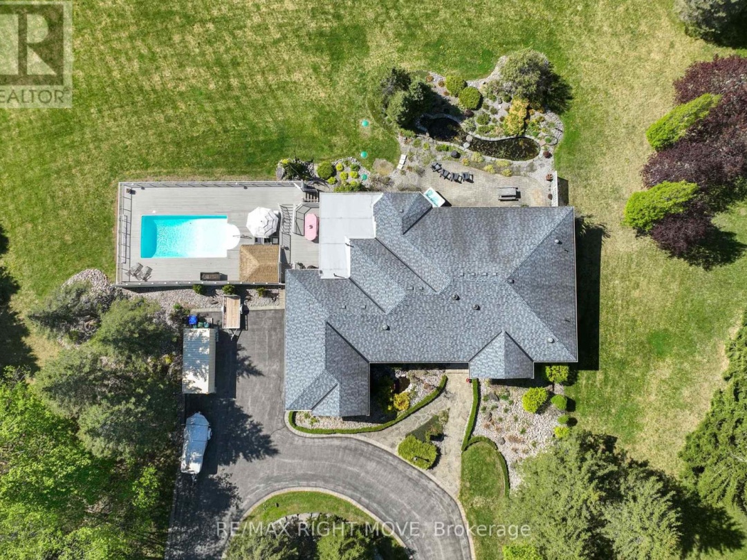 1263 HAWK RIDGE CRESCENT, Severn