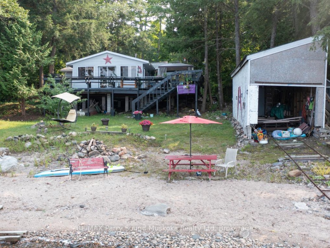 LOT 206 - 808 PARADISE LANE E, 