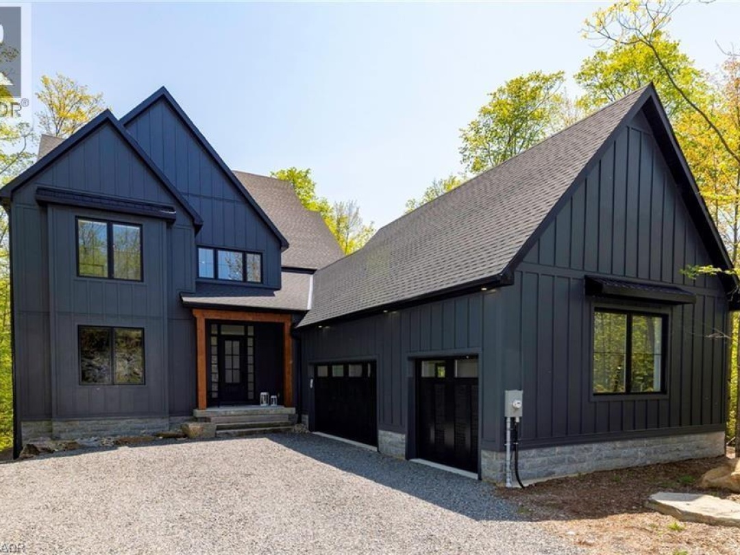 14 ST GEORGES Court, Huntsville