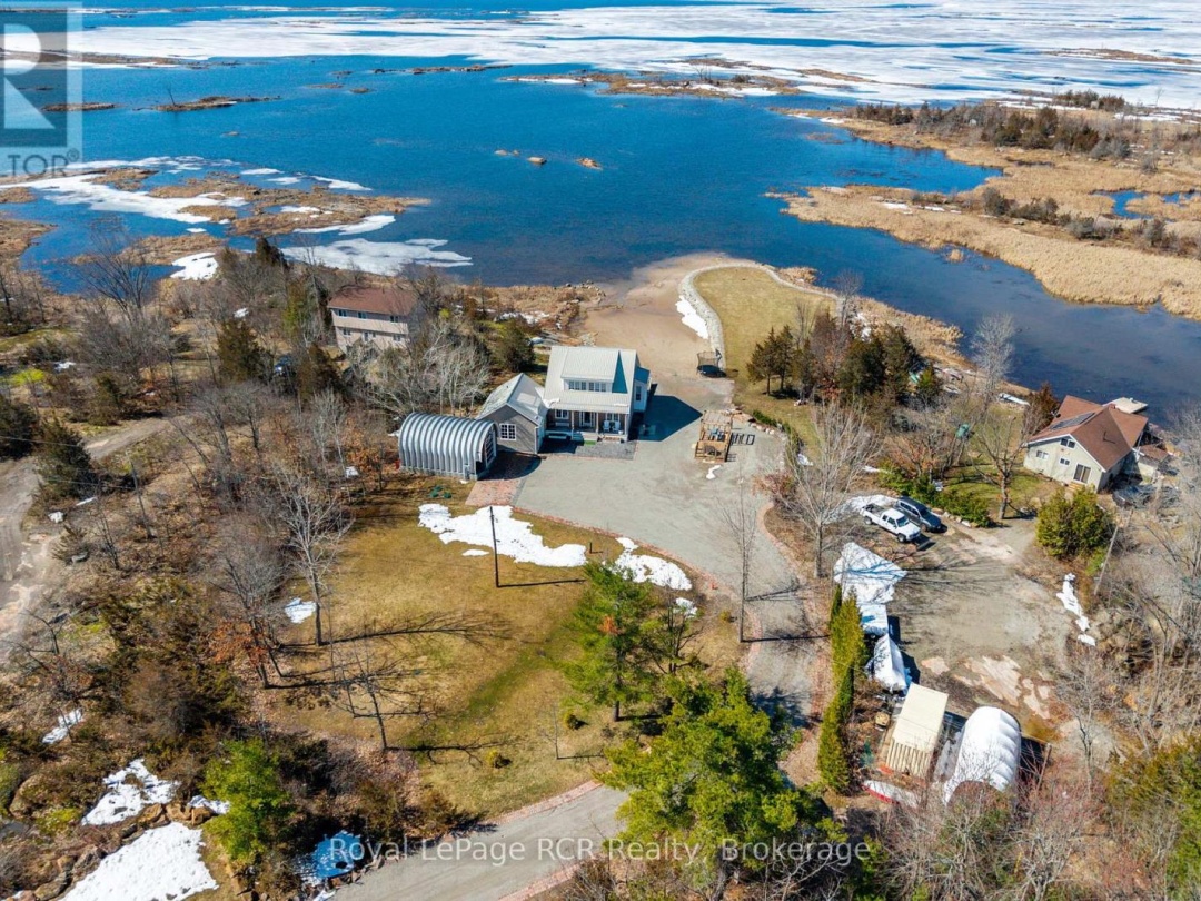 101 EVERGREEN LANE, Georgian Bay