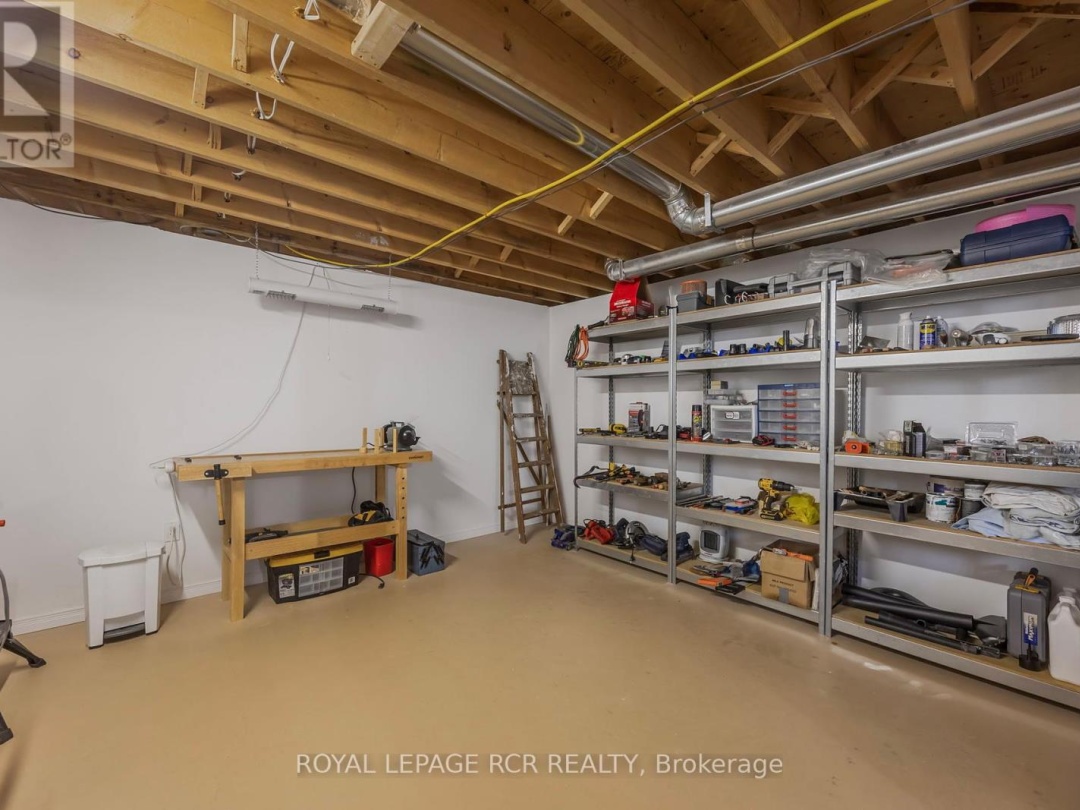 150 HEDGEWOOD LANE, 