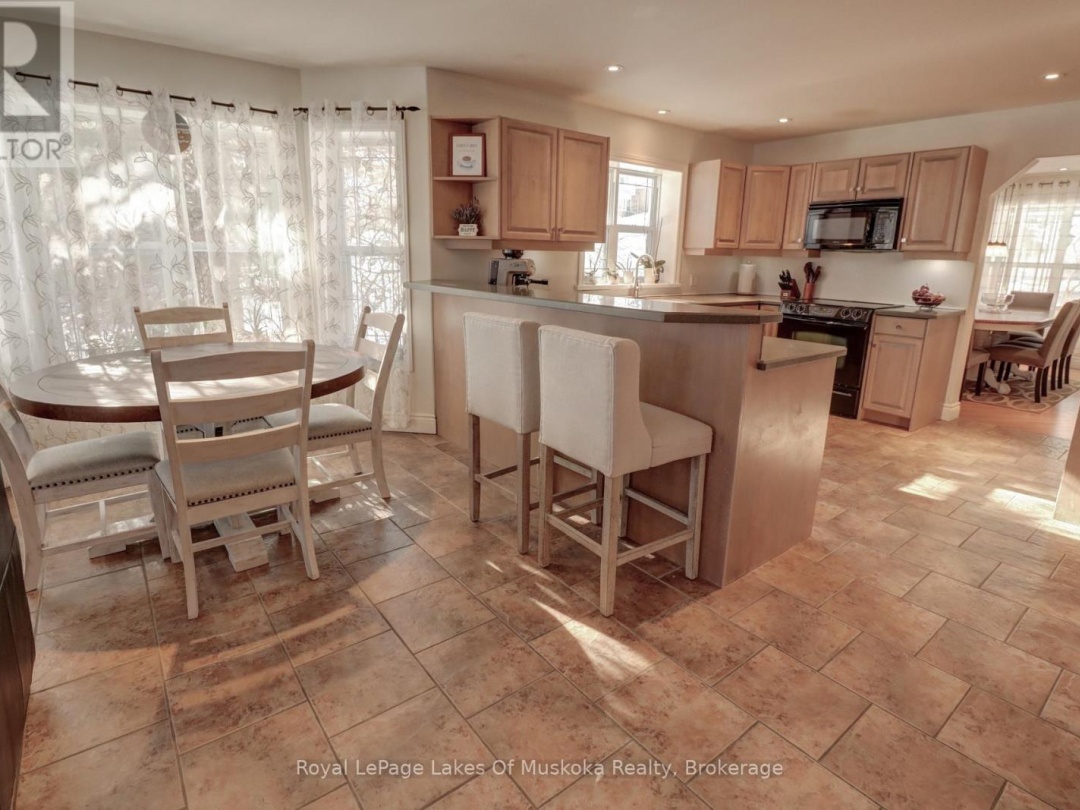 317 FALCON ROAD, Huntsville (Chaffey)