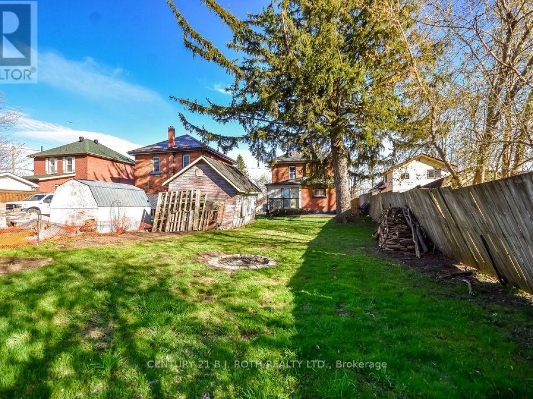 174 BARRIE ROAD, Orillia