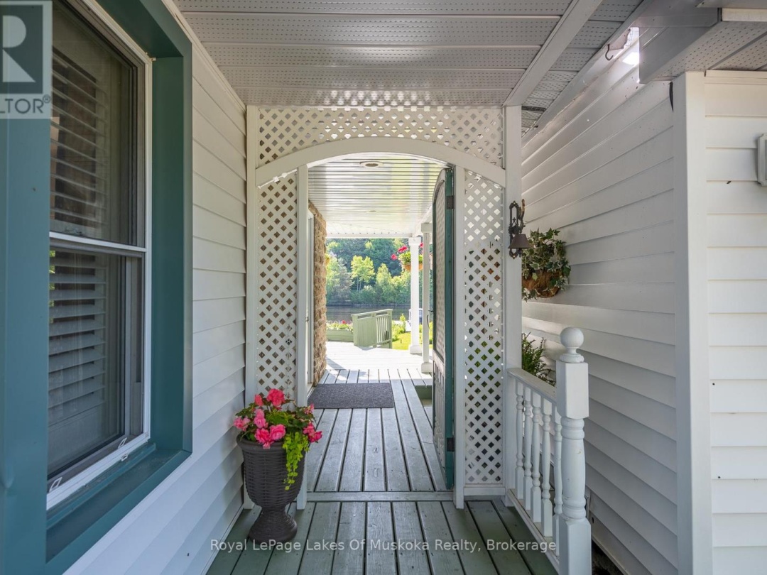 9 MOUNTVIEW AVENUE, Muskoka River