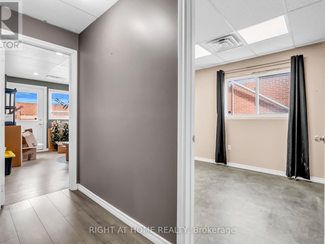 32 MATCHEDASH STREET N, 