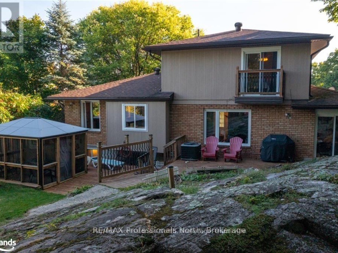 40 GLENWOOD DRIVE, Huntsville (Chaffey)
