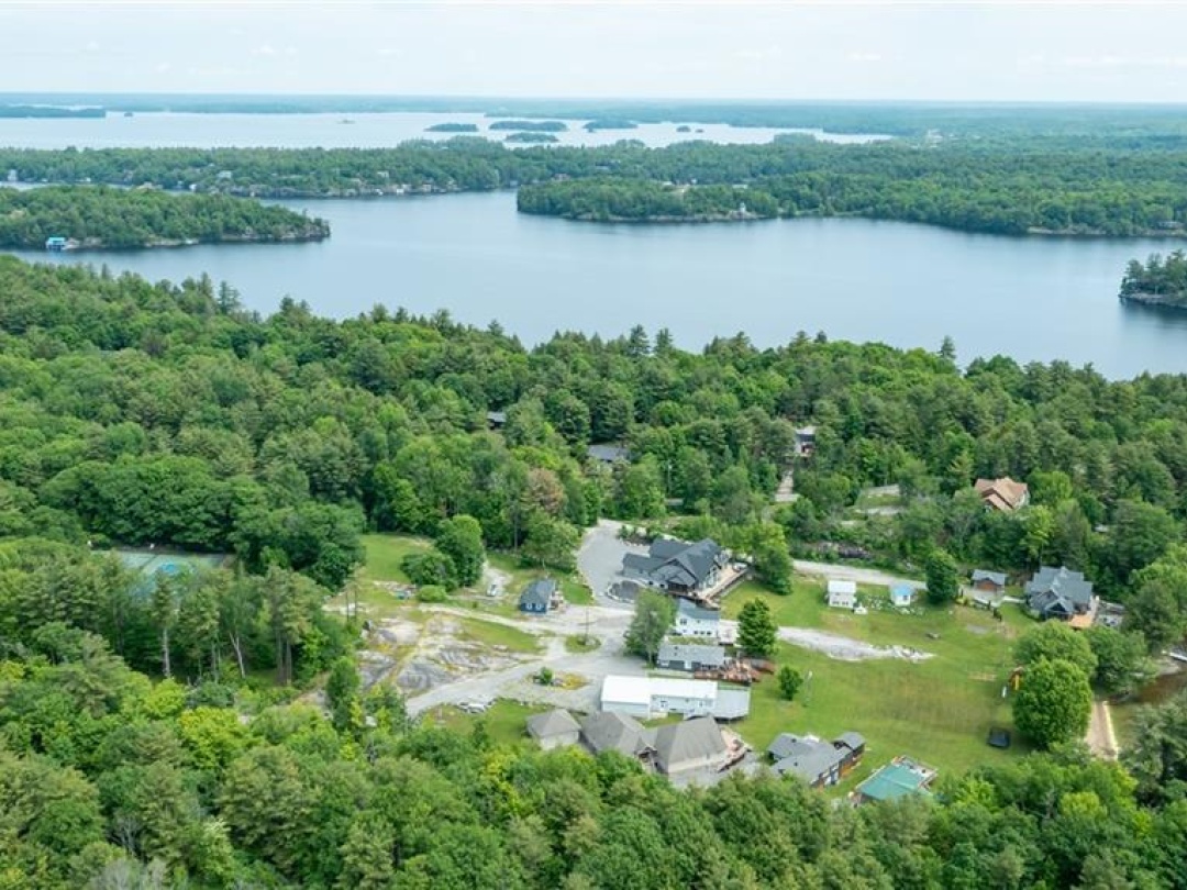 1134 Parkers Point Road, Lake Muskoka