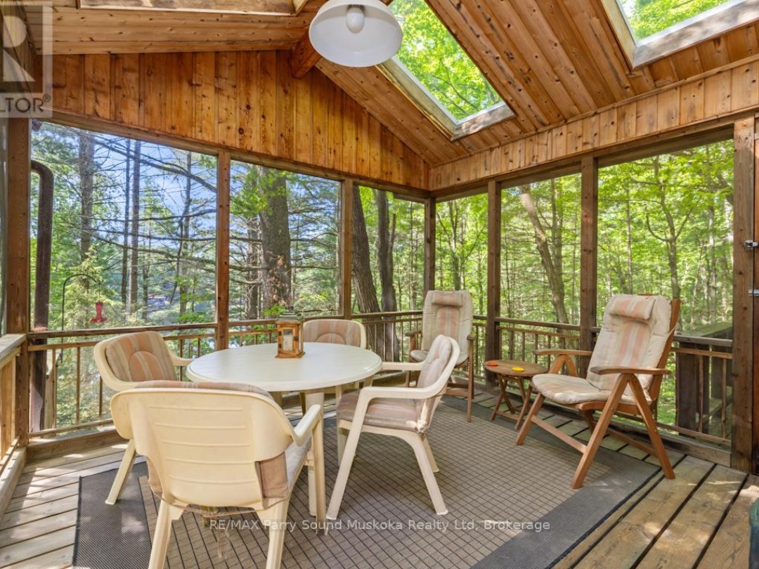 20 PRIOR LANE, Otter Lake