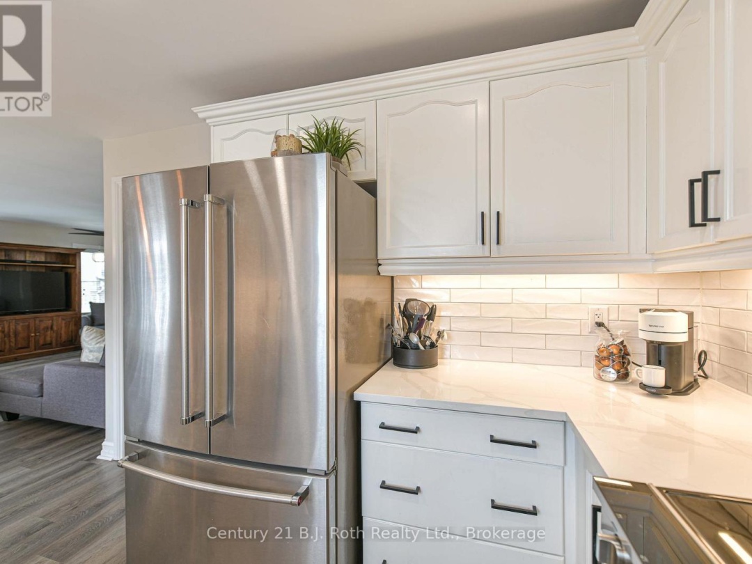 3188 BASS LAKE SIDE ROAD E, Orillia