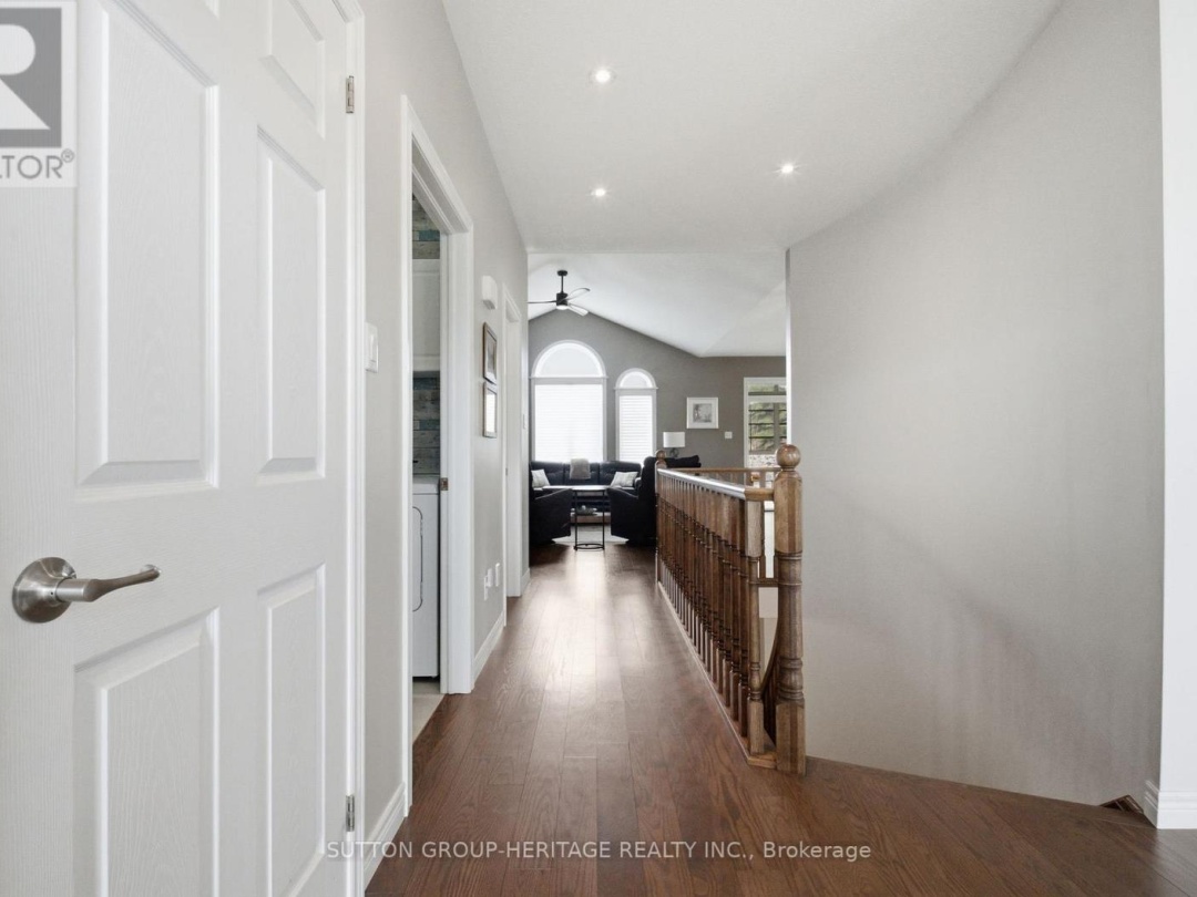 36 HUNTINGWOOD CRESCENT, Kawartha Lakes (Bobcaygeon)