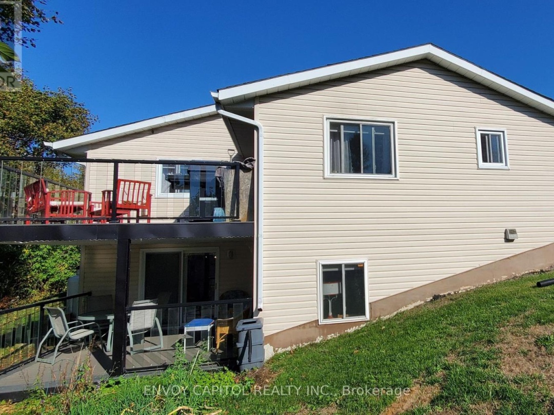 2303 THURSTONIA ROAD, Sturgeon Lake