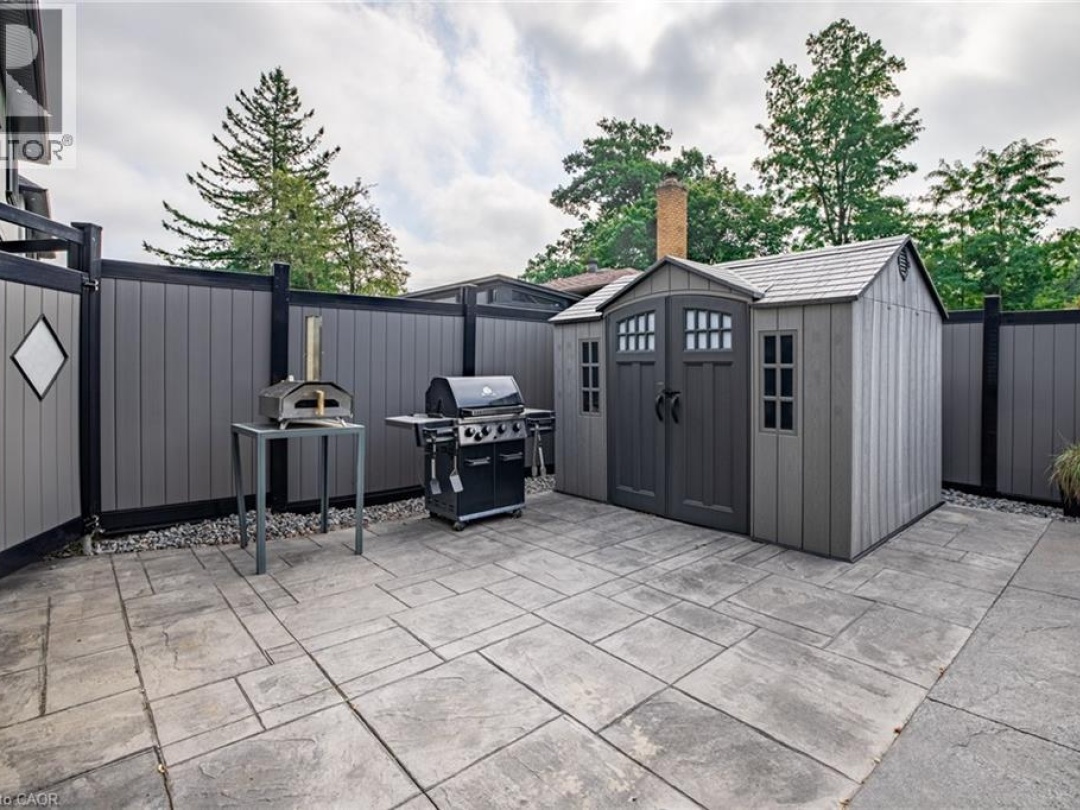4 LOCKMAN Drive, Ancaster