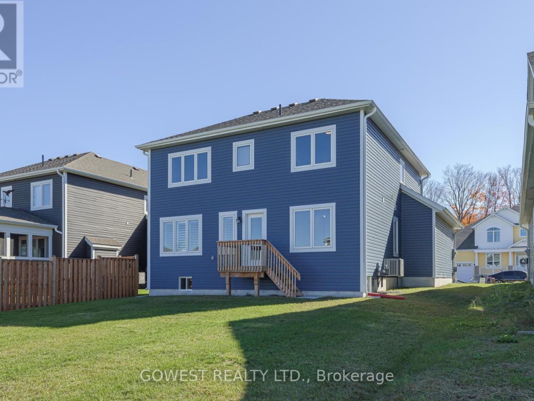 45 STOTHER CRESCENT, Bracebridge (Macaulay)