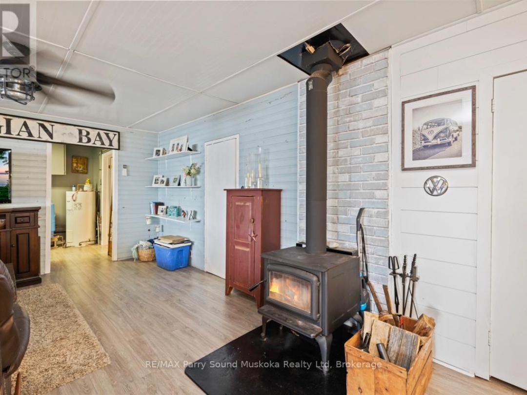 LOT 206 - 808 PARADISE LANE E, 