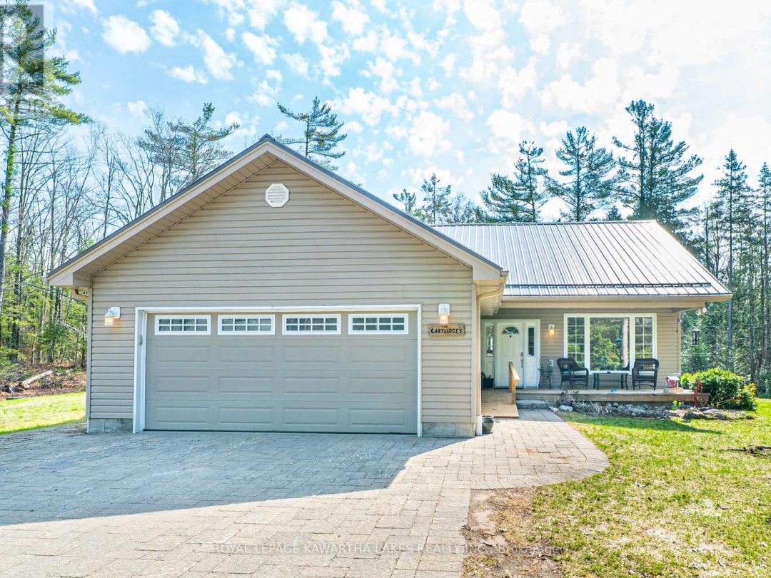 914 COUNTY RD 49, Trent Lakes