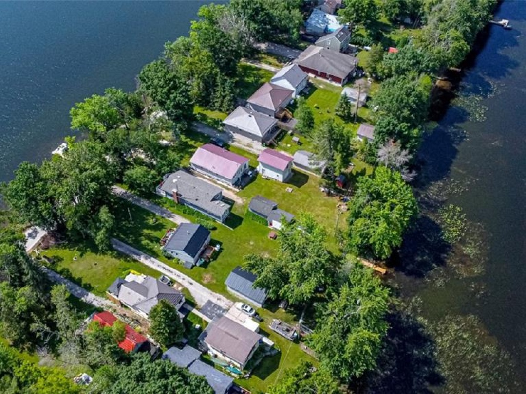 185 AVERY POINT Road, 