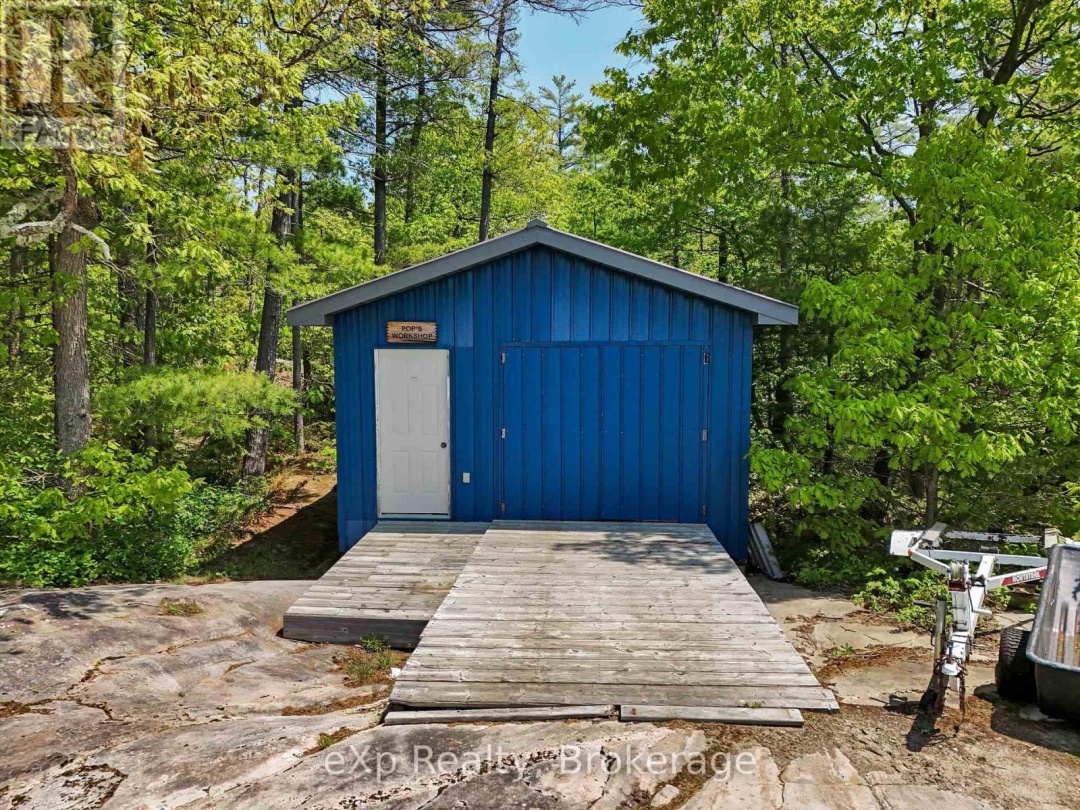 6646 1040LITTLEBEAUSOLEIL ISLAND, Georgian Bay