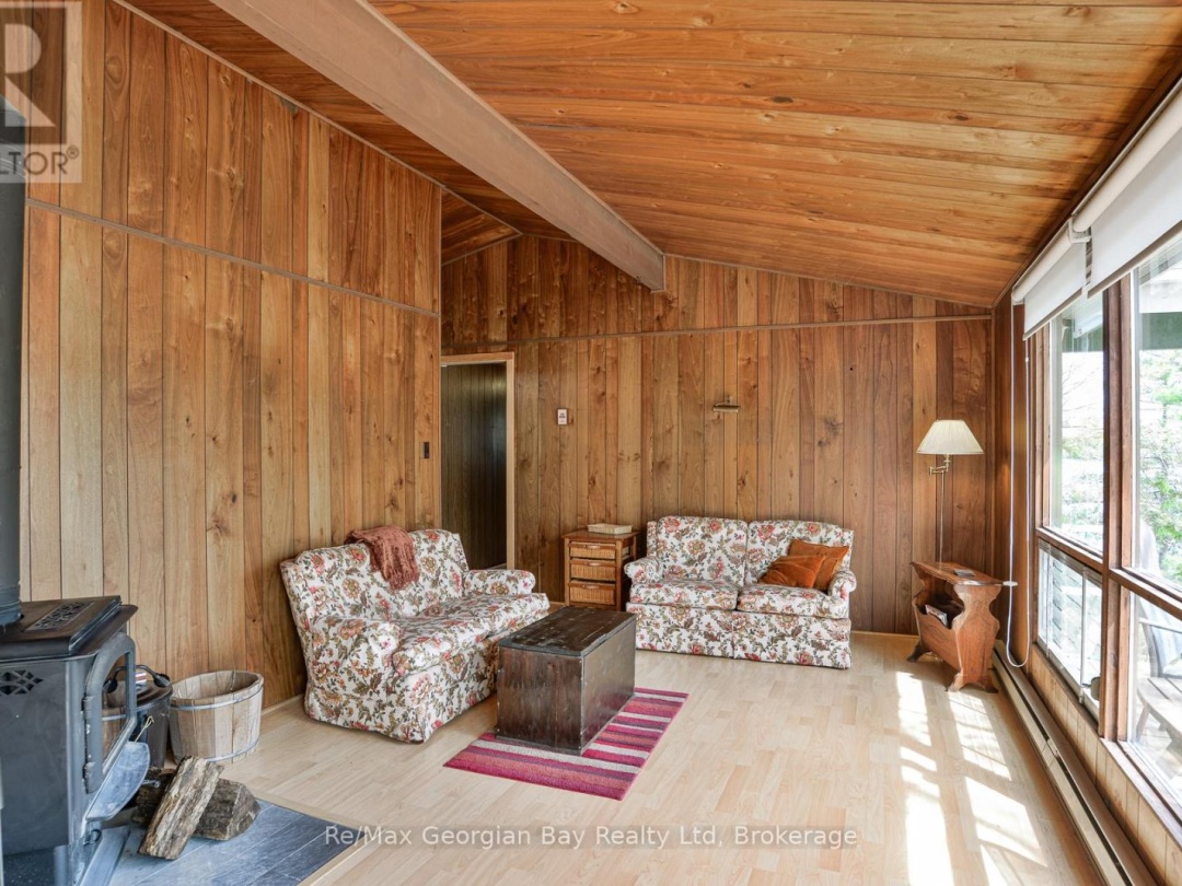 214 TRANS CANADA BAY ROAD, Six Mile Lake