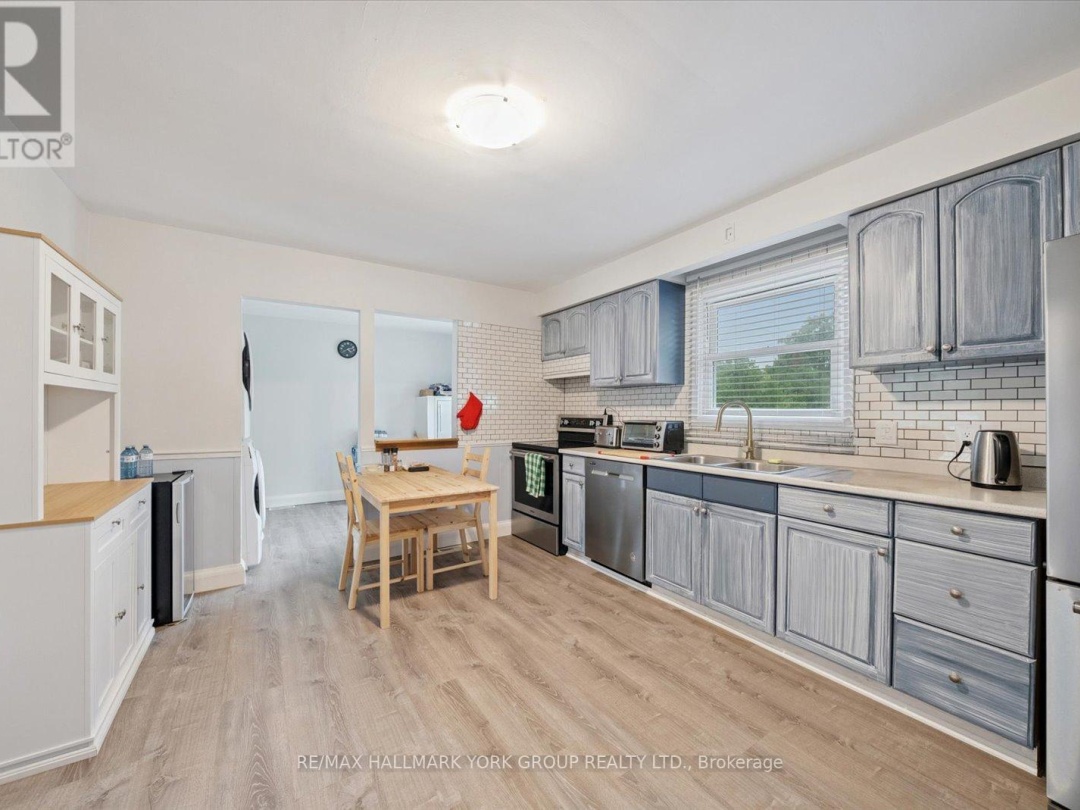 276 CHURCH STREET, Lake Simcoe
