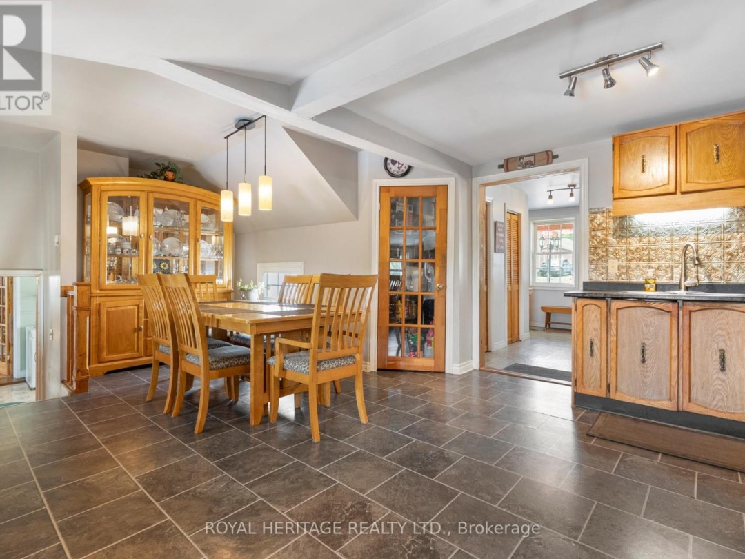 1984 STURGEON ROAD, Kawartha Lakes (Verulam)