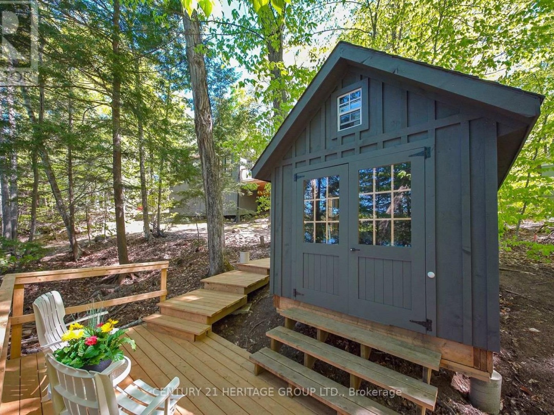 46 GODDARD CRESCENT, Otter Lake