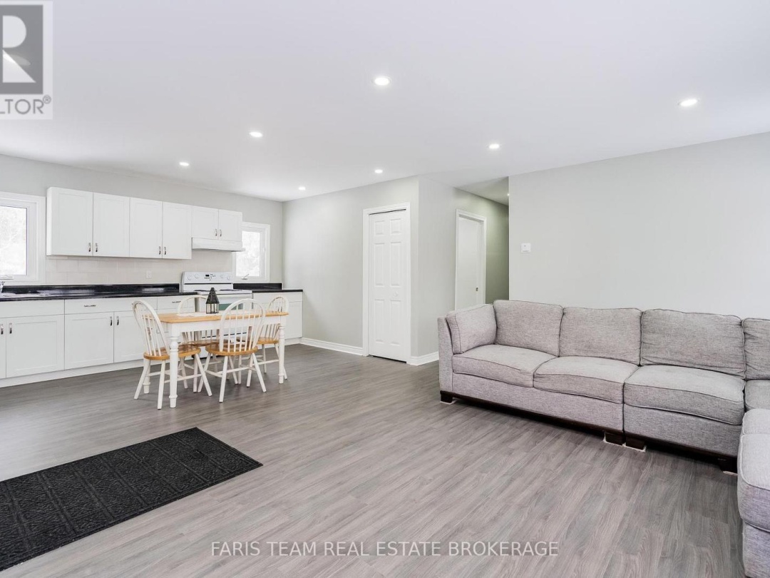 3554 JOHN STREET, Ramara