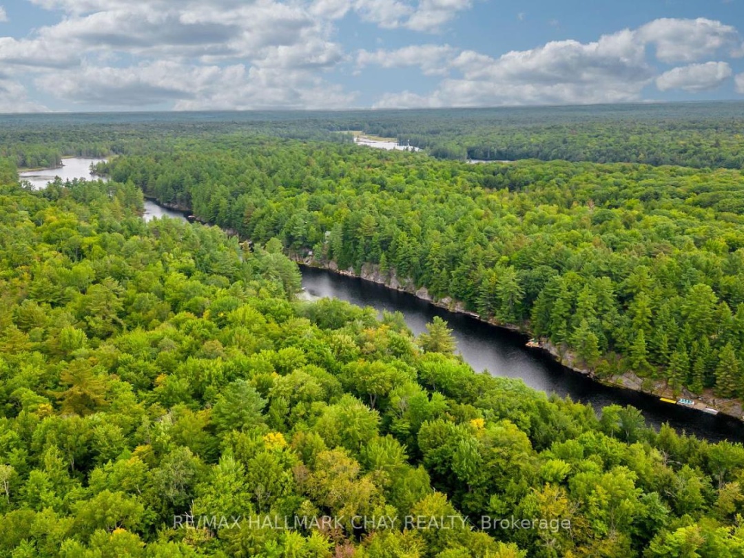 35 Little Long Lake Road, Little Long Lake