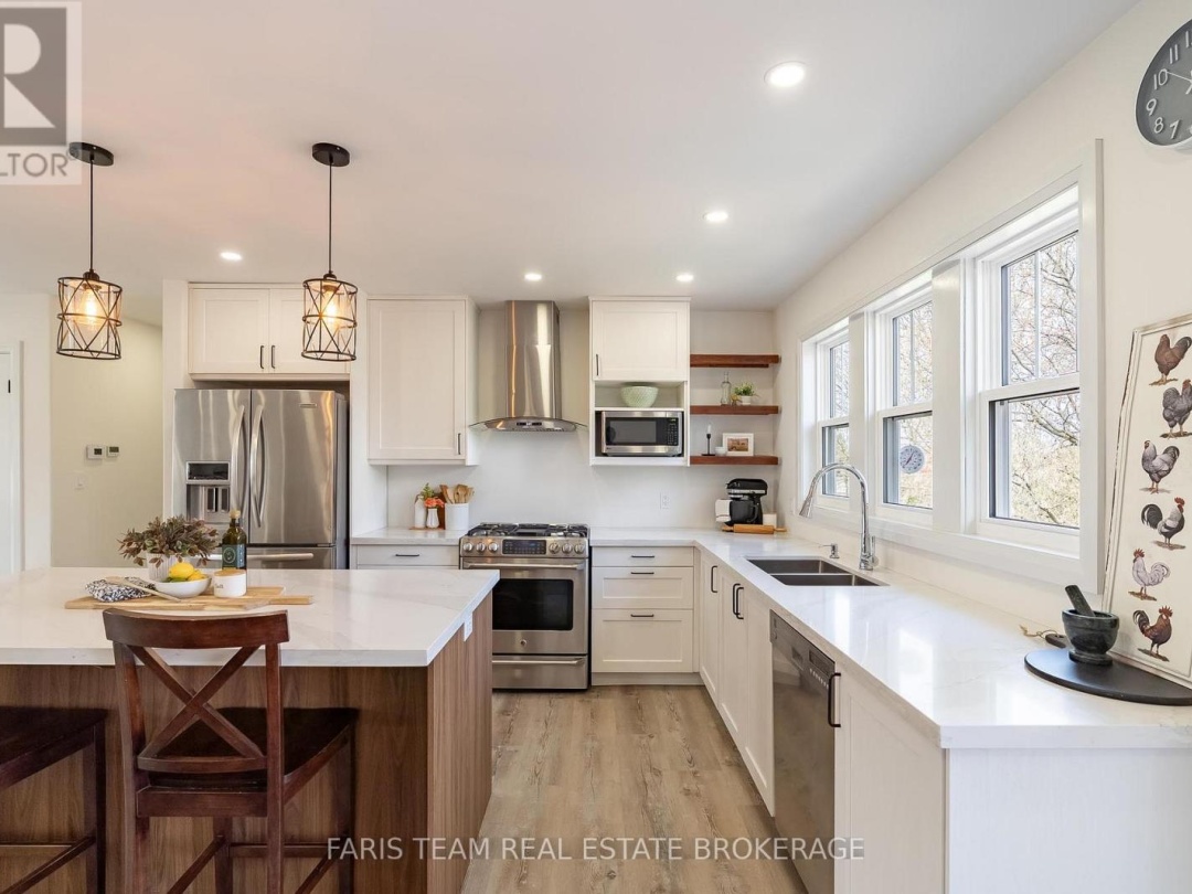 753 FIFTH AVENUE, Tay (Port McNicoll)