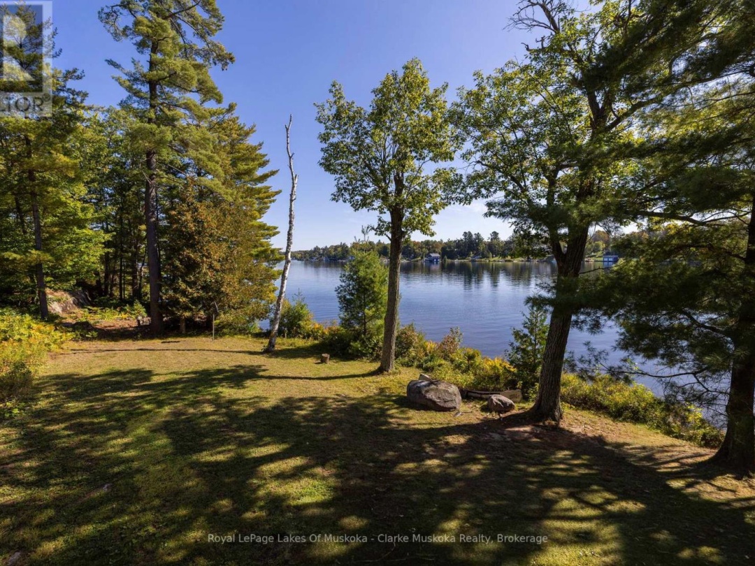 1064 ROAD 3200 & 0 PARKERS POINT ROAD, Lake Muskoka