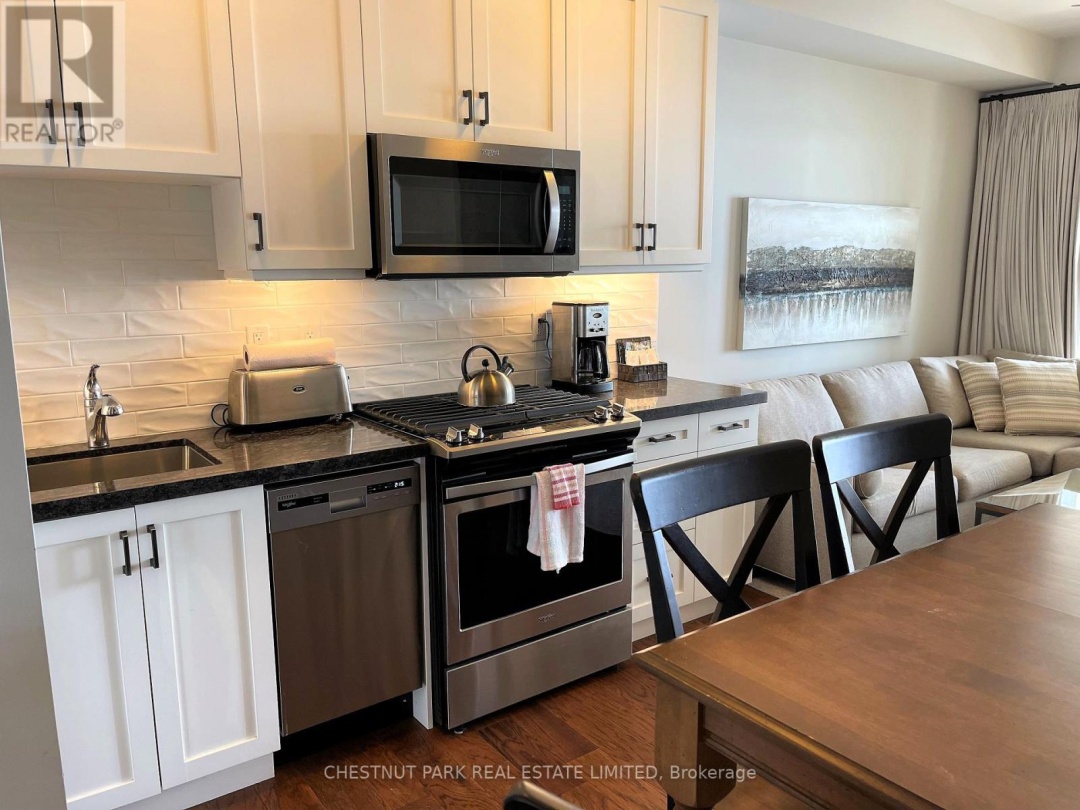 4 - 1869 MUSKOKA DISTRICT ROAD 118 WEST, 