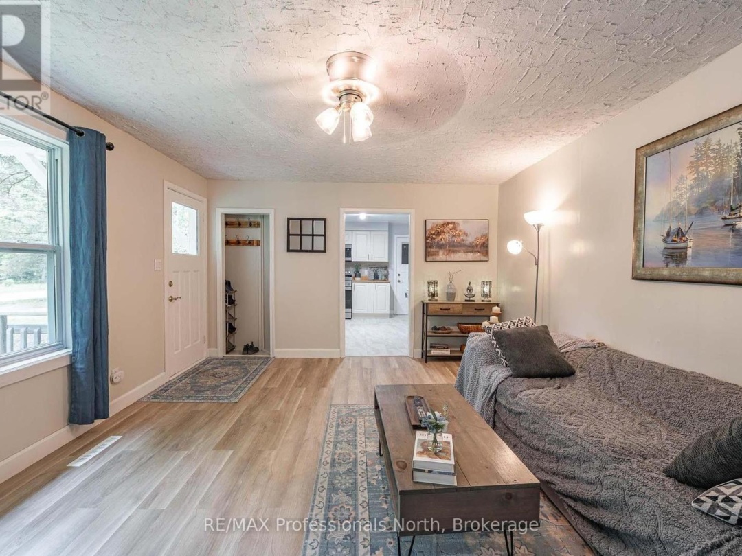 7 STOUFFER STREET, Minden Hills (Minden)