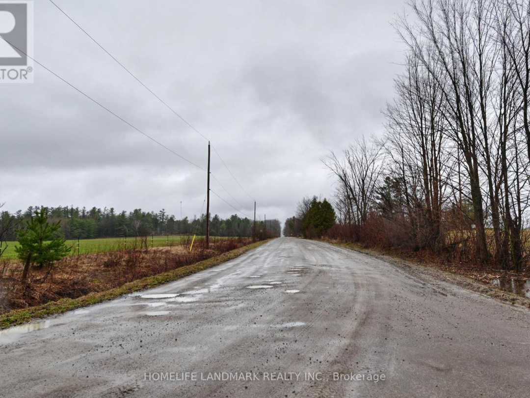 26-28 CHISHOLM TRAIL, Kawartha Lakes (Dalton)