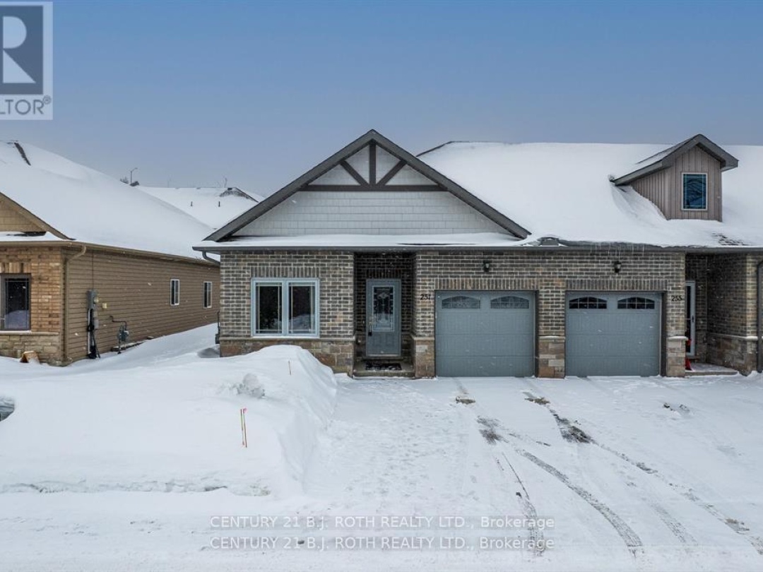 251 LUCY LANE, Orillia