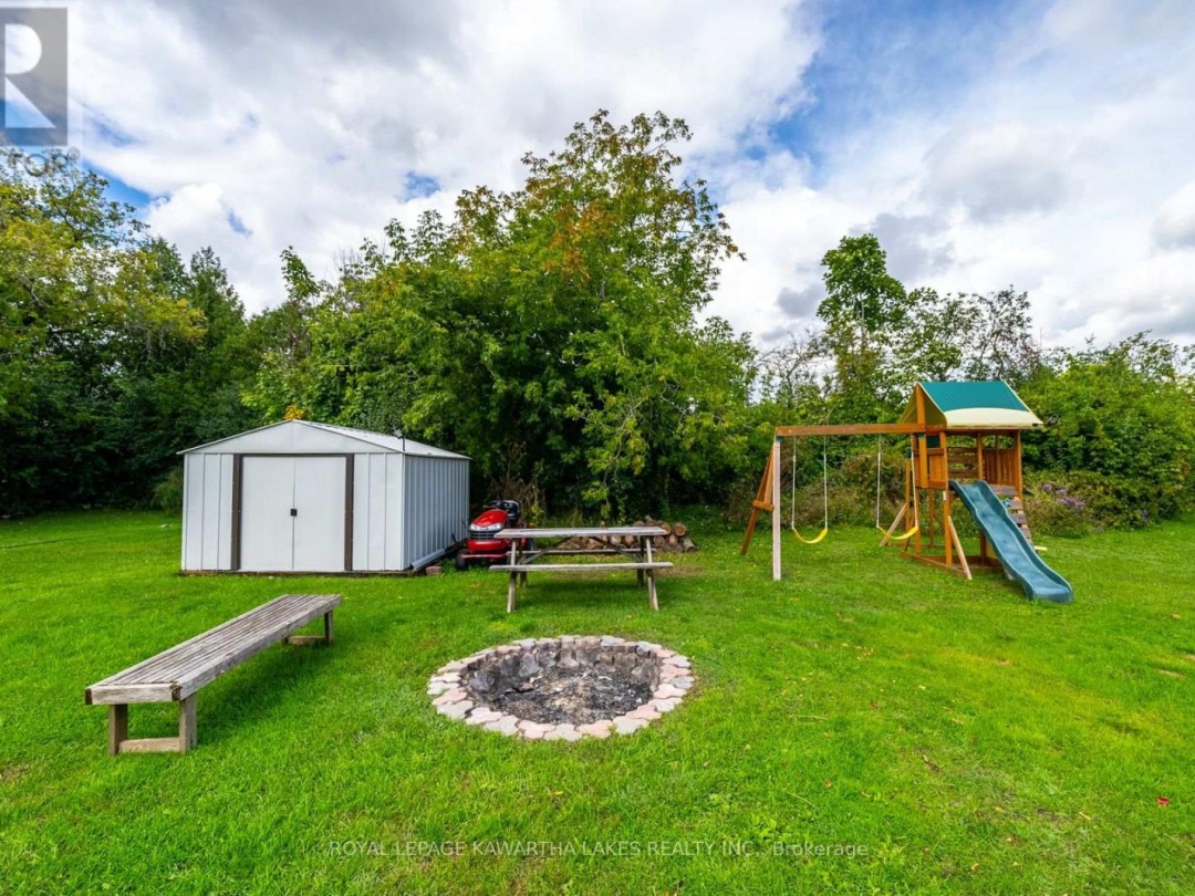 813 COUNTY ROAD 121 ROAD, 