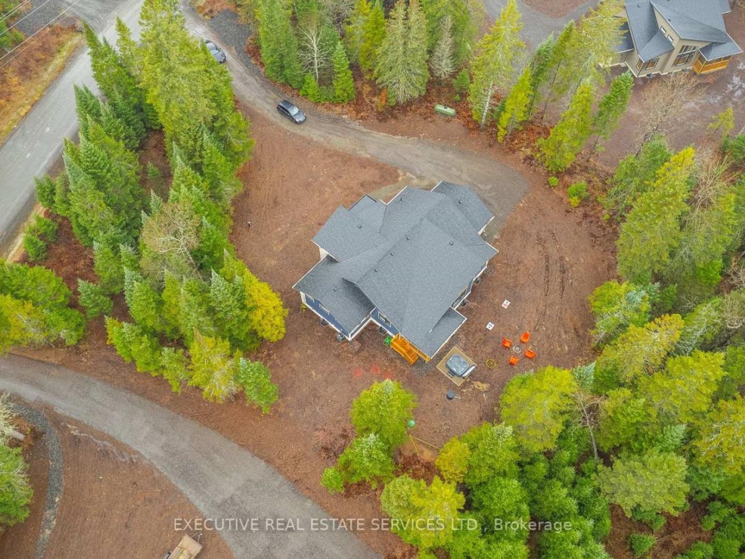 1049 GREENSVIEW DRIVE, Lake of Bays (Franklin)