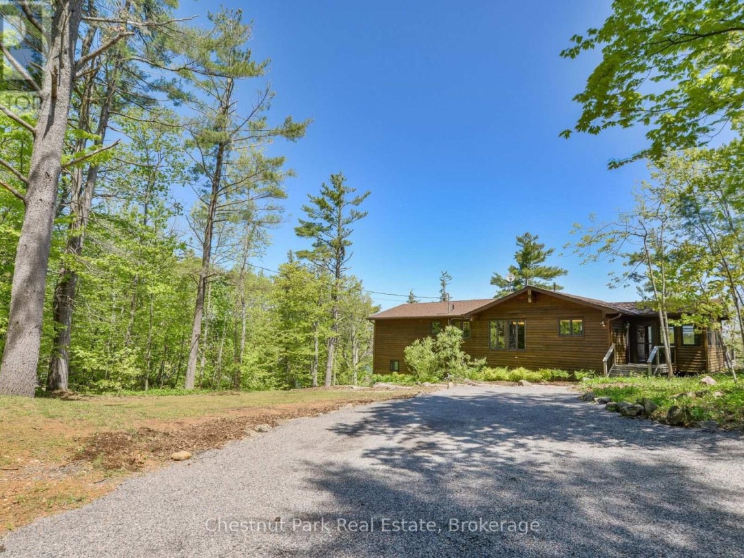 1106 LAWLAND HTS ROAD, Lake Muskoka